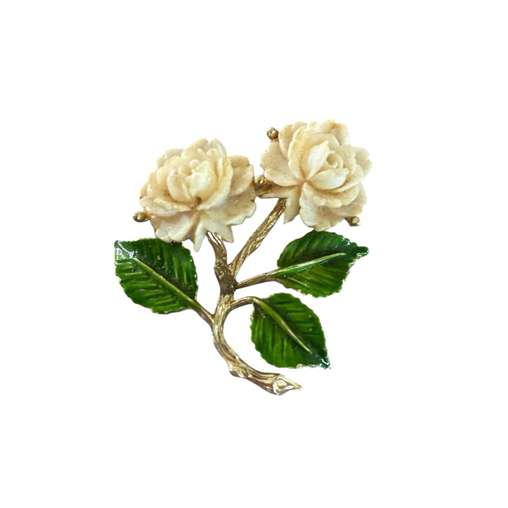 Vintage Brooch Cream Roses Green Leaves Floral Dainty Feminine Cottagecore Chic